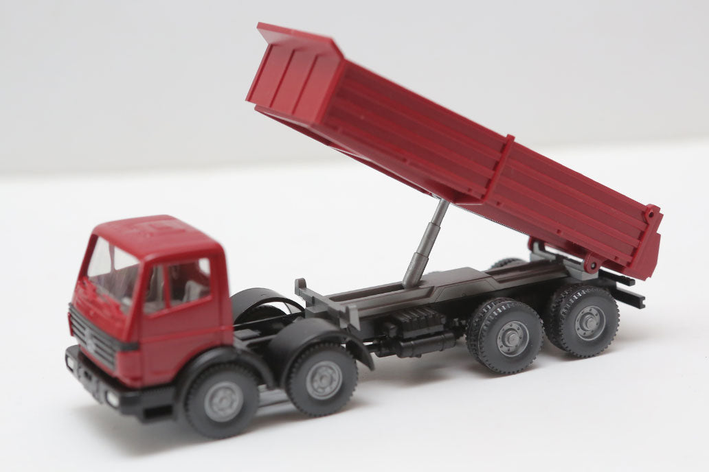 USED/OLD STOCK 1:87 scale, Wiking MB dump truck - item 0125