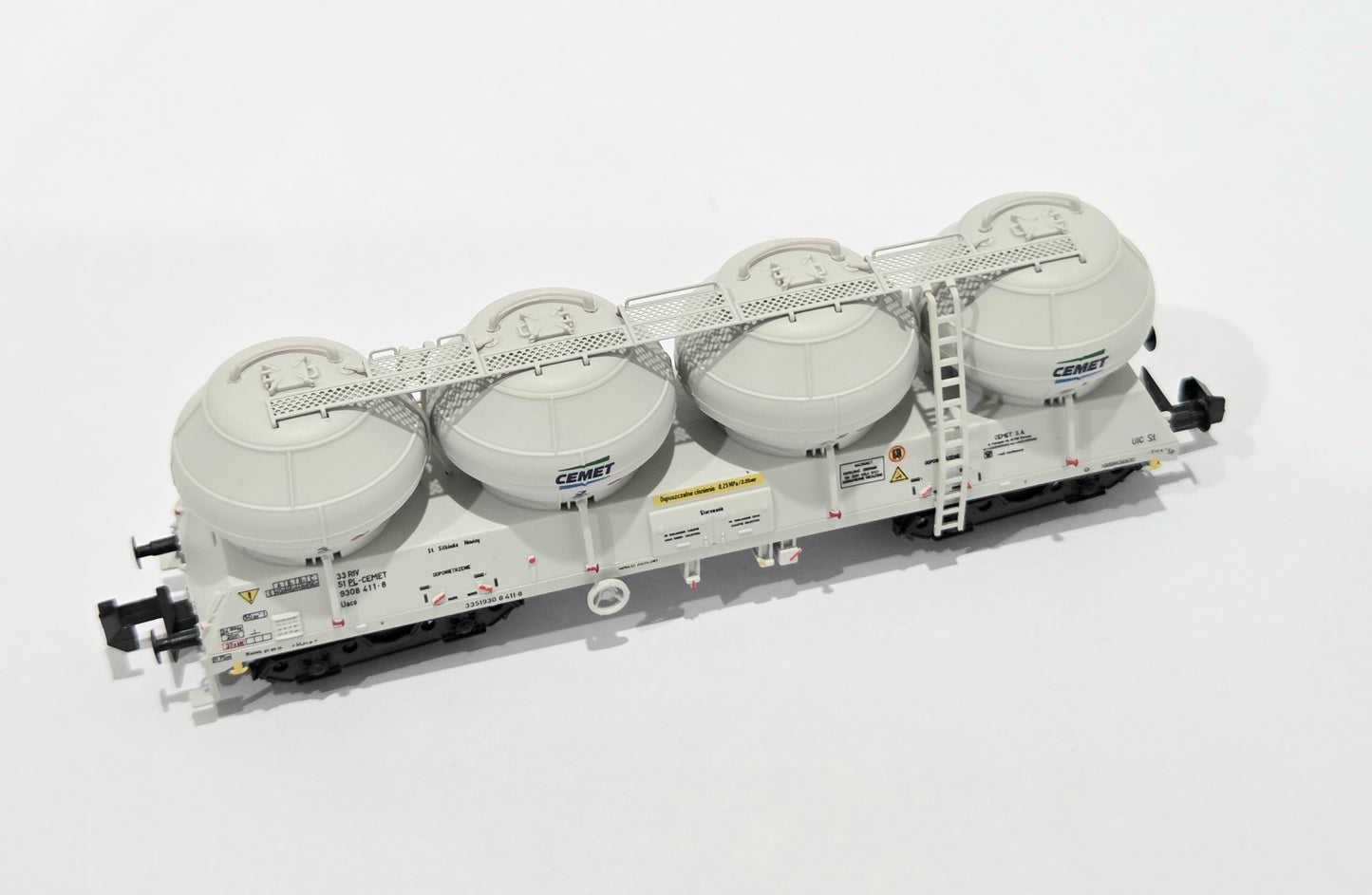 MINITRIX 1:160 Type Uacs 408S, 6x Silo Wagons Set - item 18291