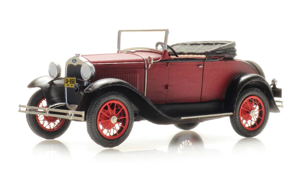 ARTITEC 1:87 Ford Model A Roadster hood down, maroon - item 387.524