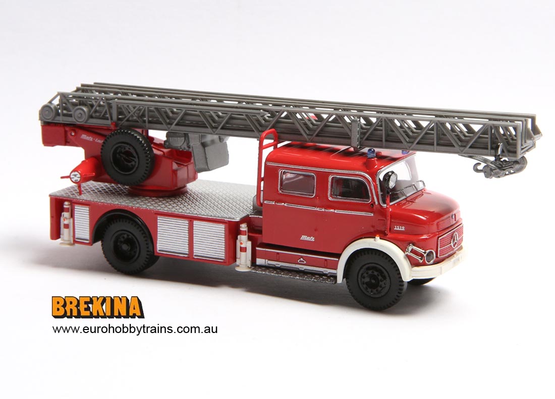 BREKINA 1:87 Mercedes L 1519 DLK 30 fire truck - item 47083