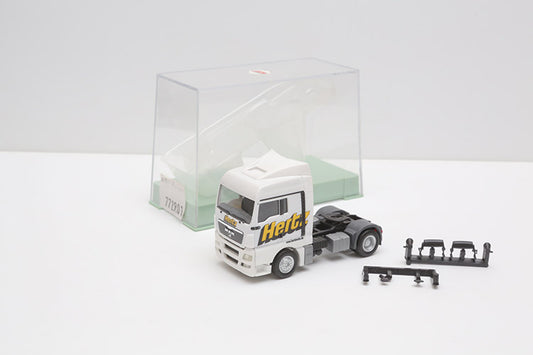 USED/OLD STOCK- AWM MAN Hertz 1:87 item 0008