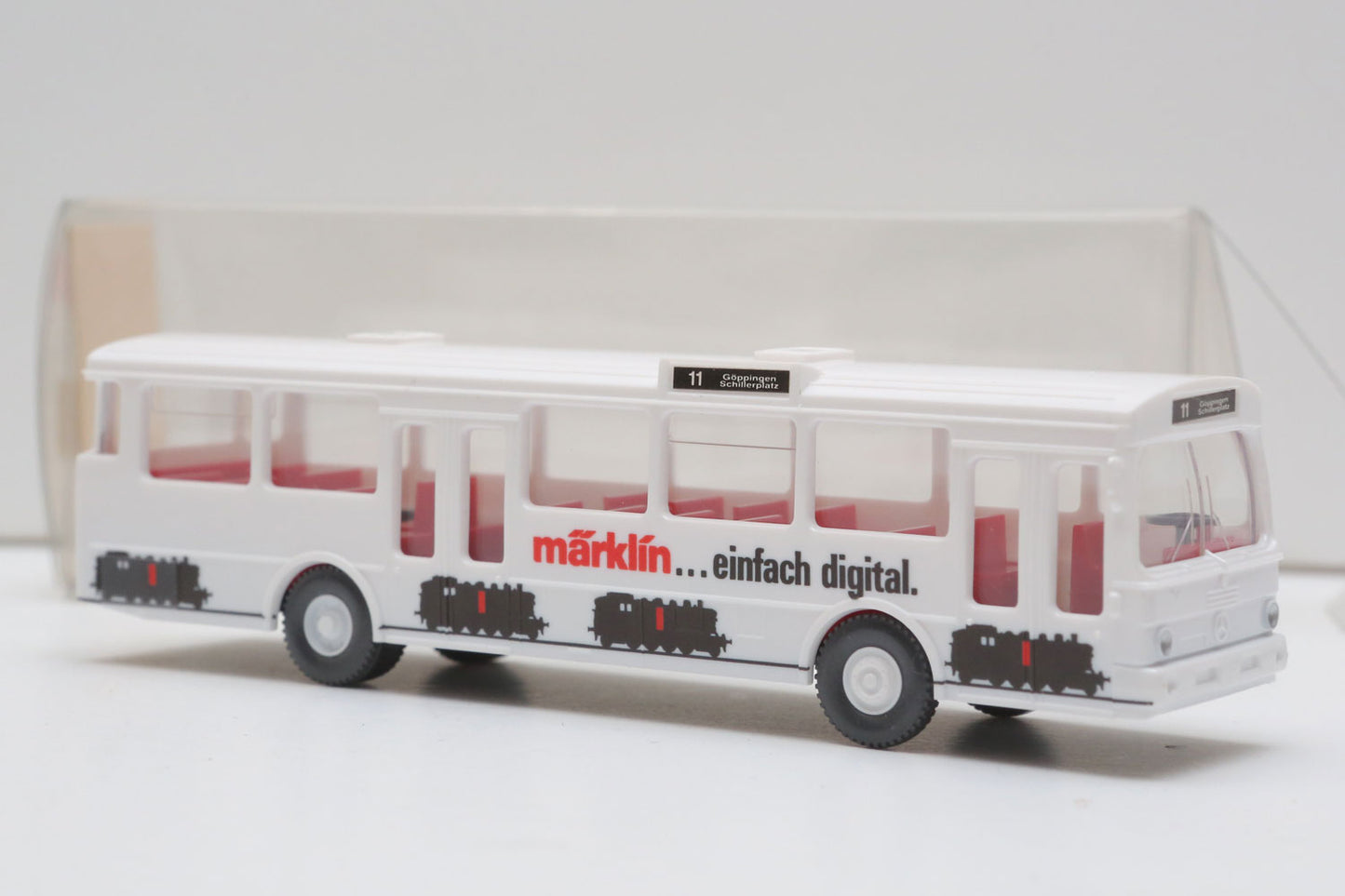 USED/OLD STOCK 1:87 scale, Wiking Marklin bus item 0115