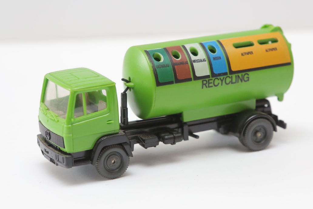 USED/OLD STOCK 1:87 scale, Wiking rubbish bin truck - item 0135