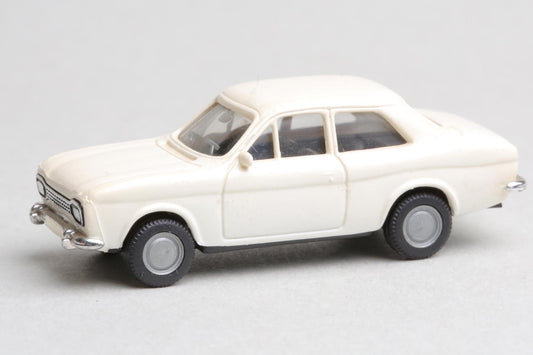 Used/old stock 1:87 scale, Herpa Ford Escort, white - item 0166