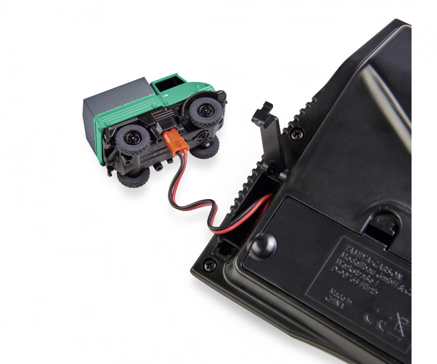 CARSON 1:87 MB Unimog forest w.trail. 2.4G item 4165