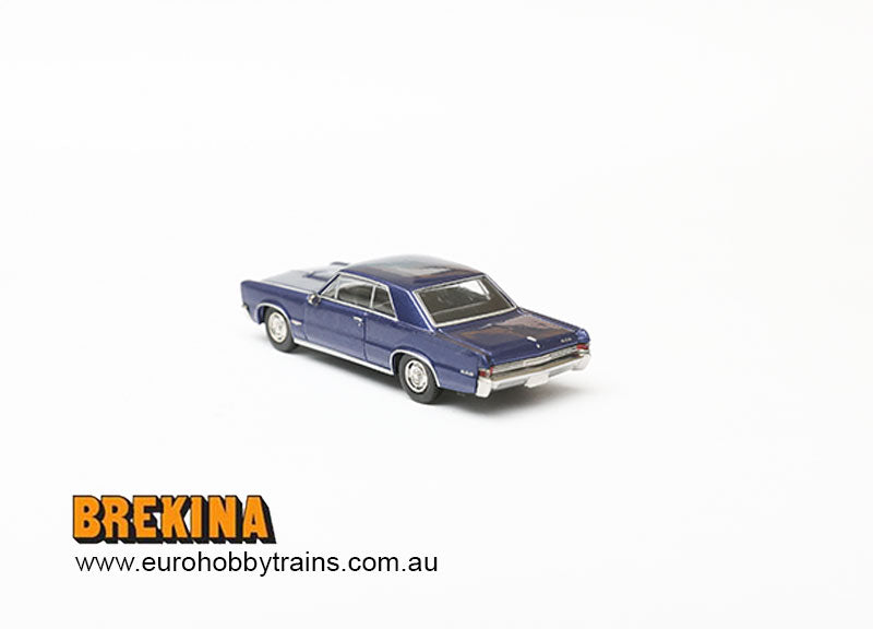 BREKINA 1:87 Pontiac GTO Coupe, metallic blue/violet - item 18102