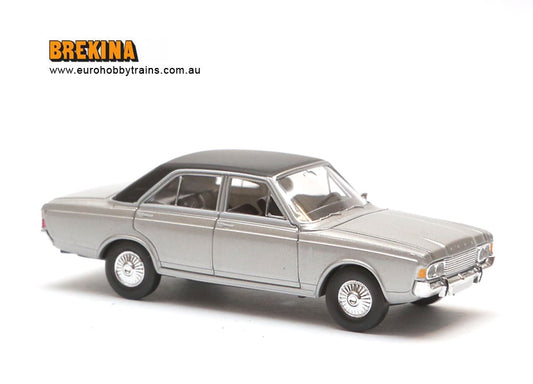 BREKINA 1:87 - Ford 26m (P7b) Metallic silver/black - item 19443