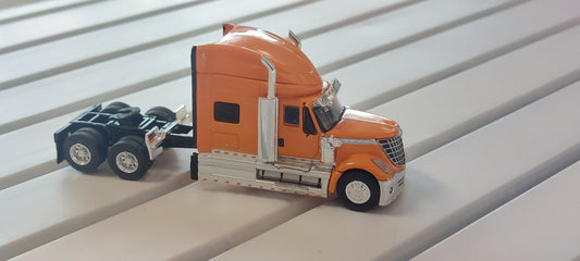 BREKINA 1:87 International Lonestar 2010, white - item 85837