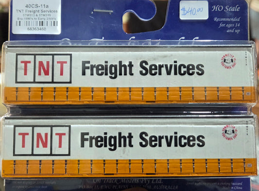 ON TRACK MODELS 1:87 TNT Freight Services 40' Curtain sided Containers - item 40CS-11a