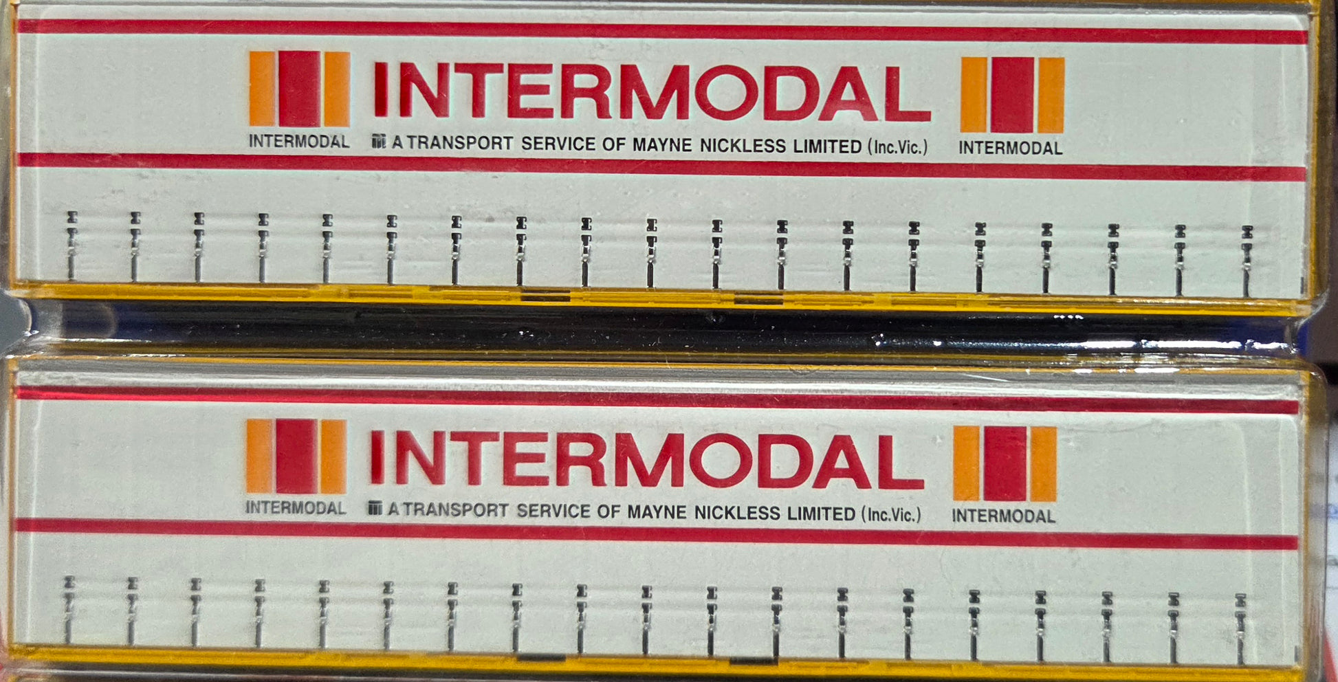 ON TRACK MODELS 1:87 Intermodal 40' Curtain sided Containers - item 40CS-30