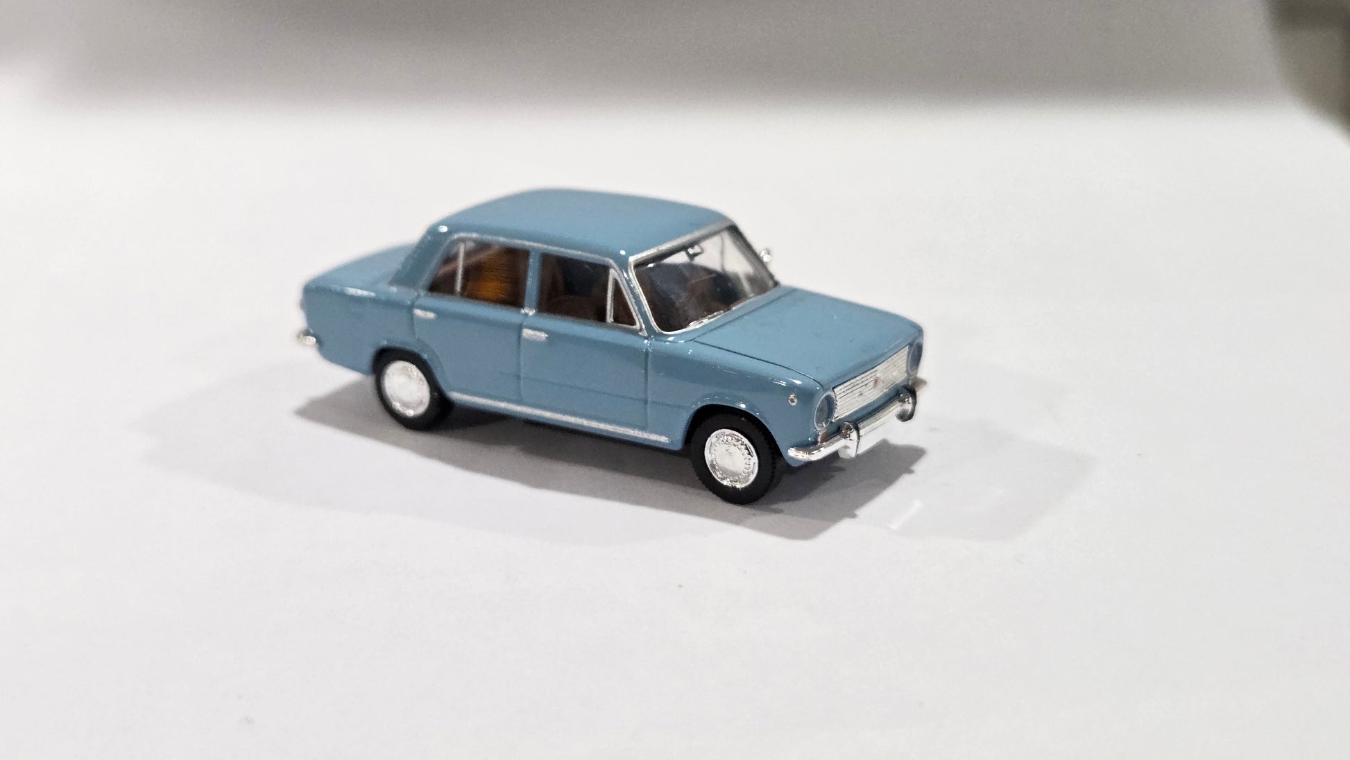 BREKINA 1:87 Fiat 124, blue - item 22416