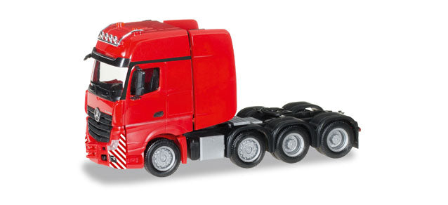 HERPA 1:87 Mercedes-Benz Actros Gigaspace SLT 4-axle heavy duty rigid truck - item 304368-003