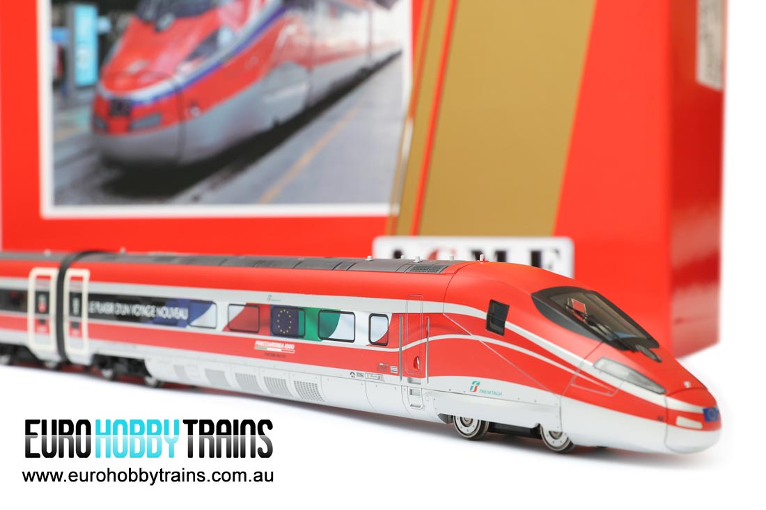 ACME 1:87 scale Frecciarossa 1000, 8 cars Italian/French speed train set - item 70205