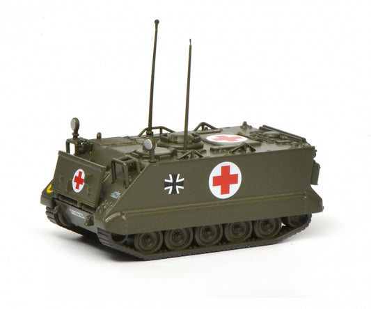 SCHUCO M113 infantry ambulance vehicle 1:87 scale - item 452636100