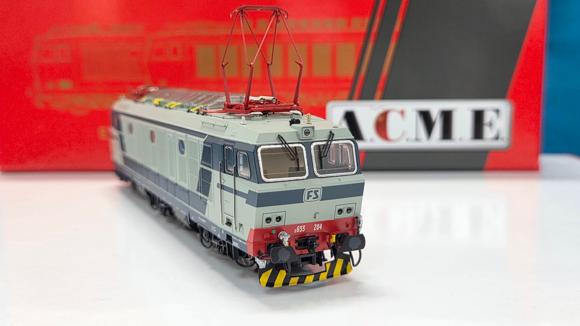 ACME 1:87 FS Italian Electric locomotive E633.204 - item 60520