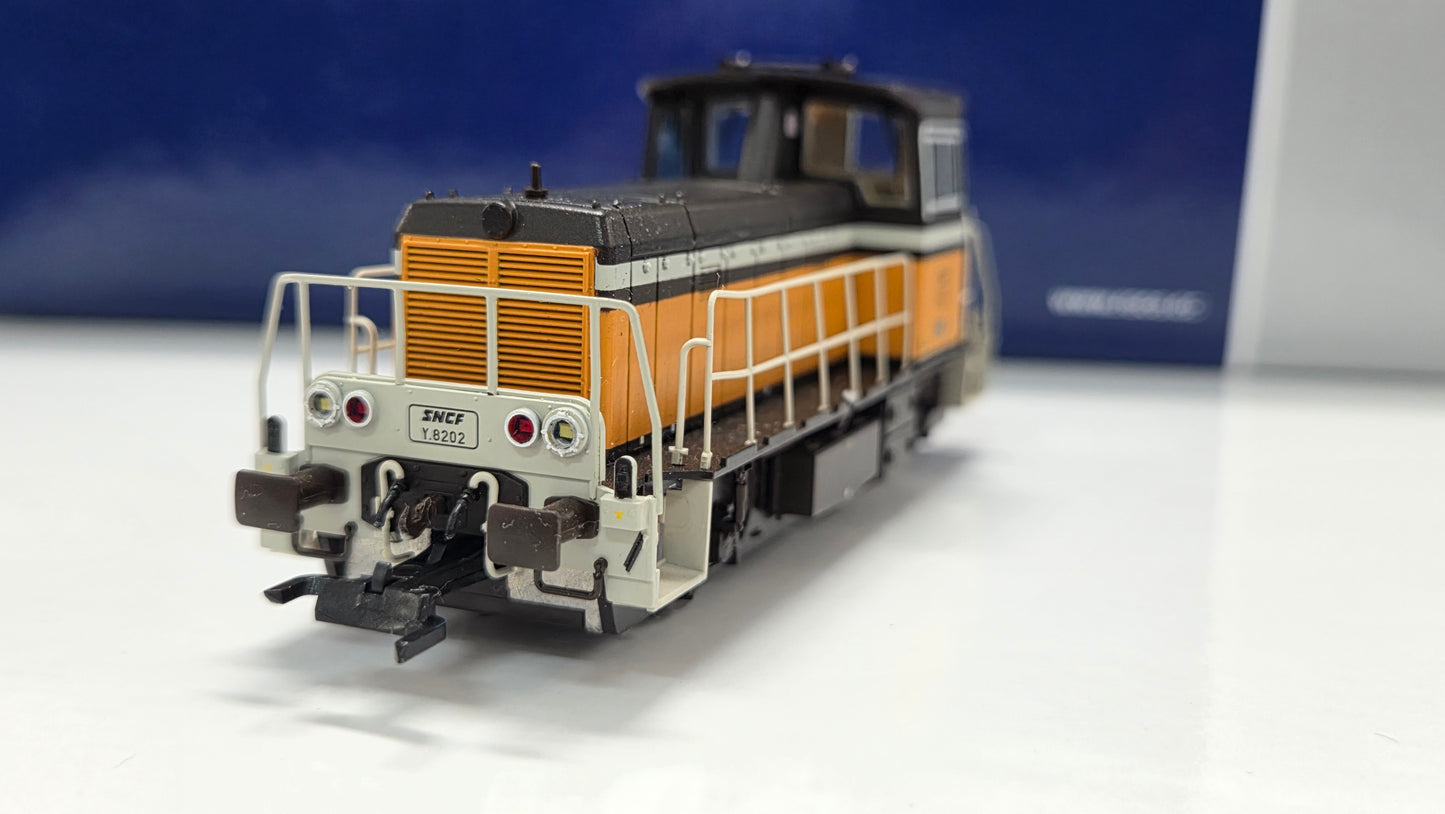 ROCO 1:87 French Diesel locomotive, Class Y 8000, SNCF DCC with sound - item 72009