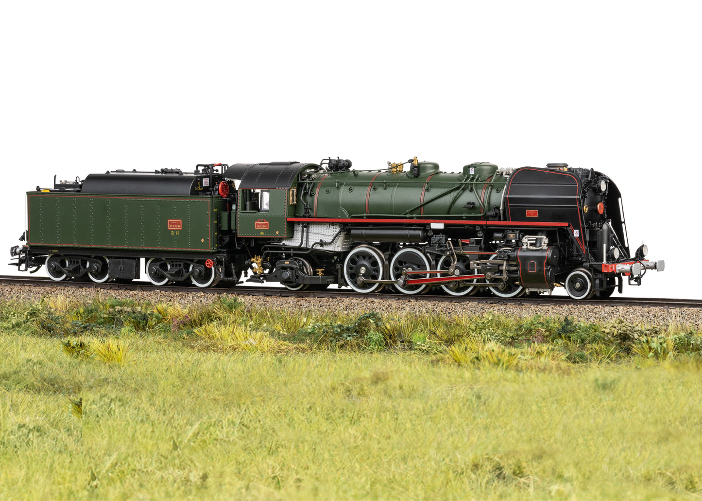 TRIX 1:87 scale, Class 141.R French Steam Locomotive No.1244, DCC with sound - item 25141
